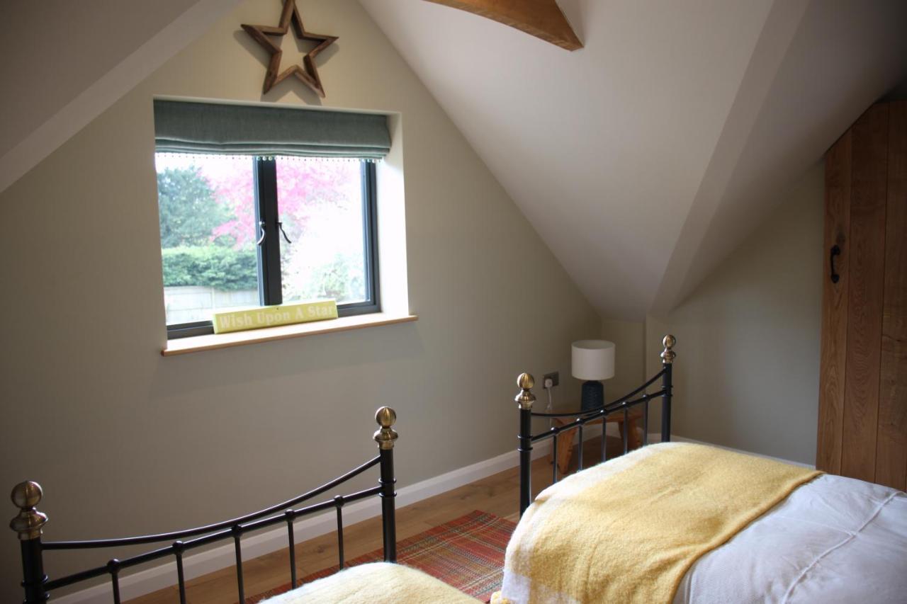 Wonderfully Spacious Luxury Holiday Cottage Billingshurst Exterior foto